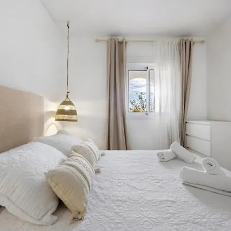 Apartment Isla Candor Free Parking By Staycare *