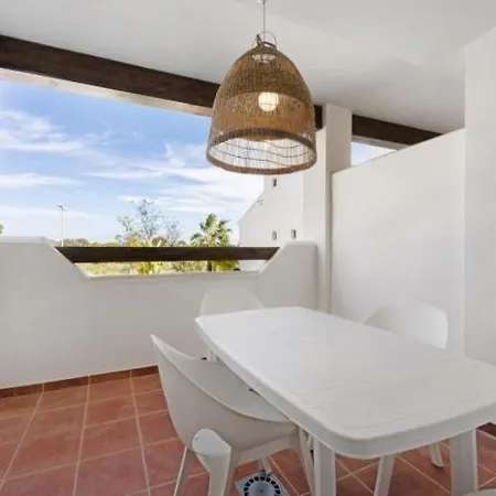 Isla Candor Free Parking By Staycare Apartment